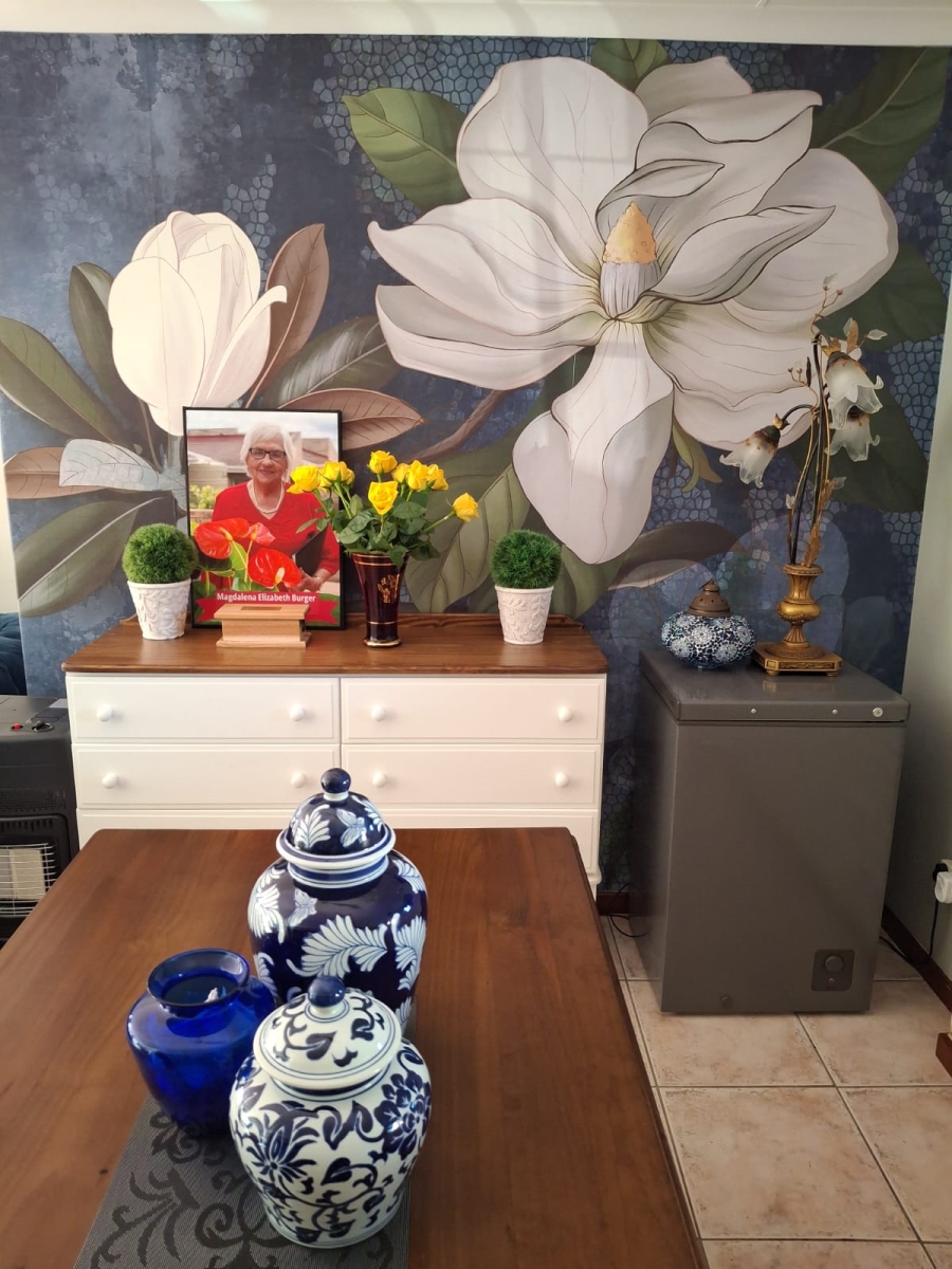 3 Bedroom Property for Sale in Wavecrest Eastern Cape